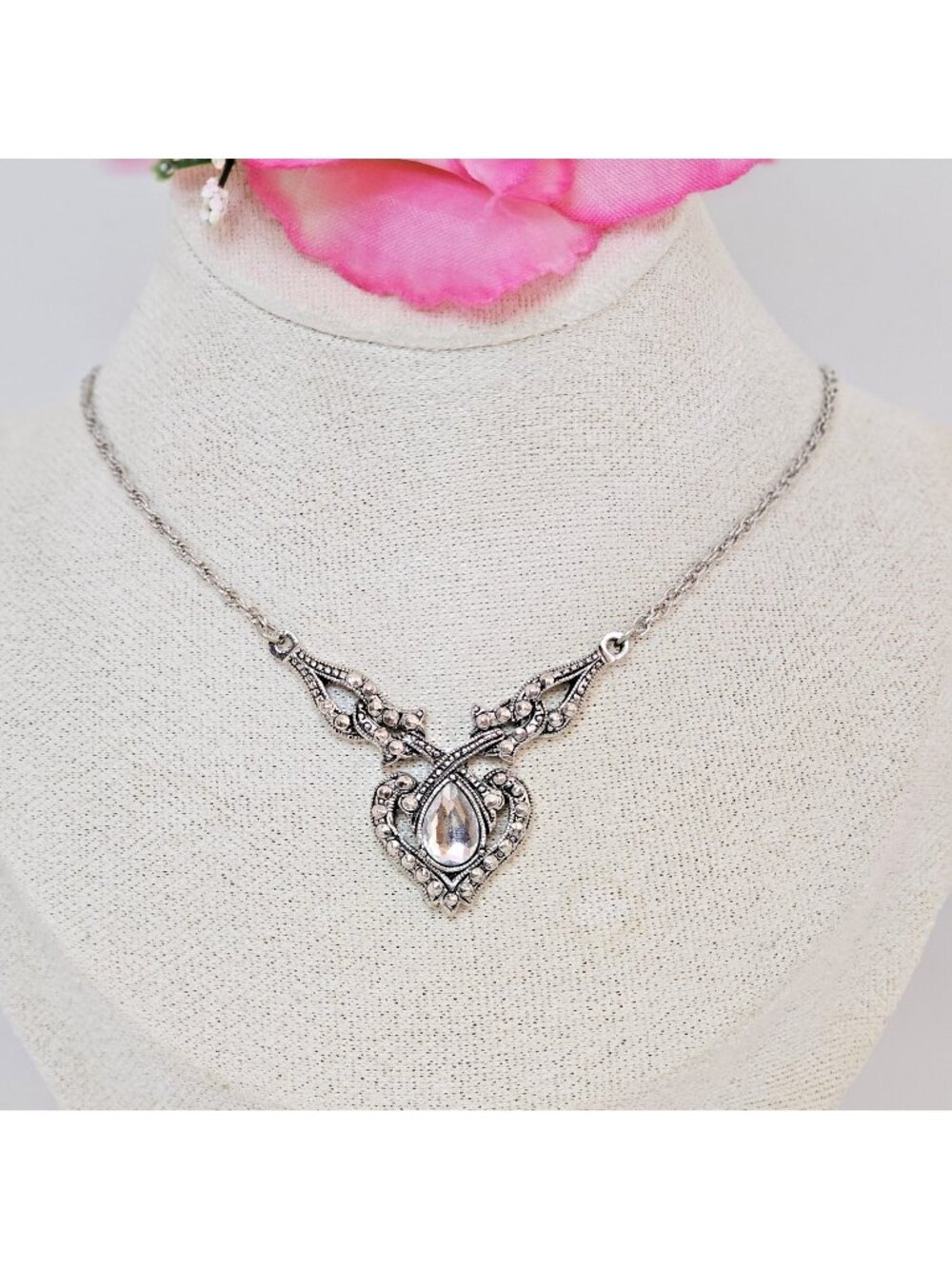 Vintage AVON Silver Tone Crystal Collar Necklace 80s/90s Choker Costume Jewelry